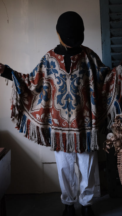 vintahe remake poncho